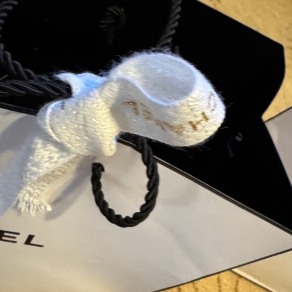 Chanel White Box with Black Accents - Picture 9 of 16